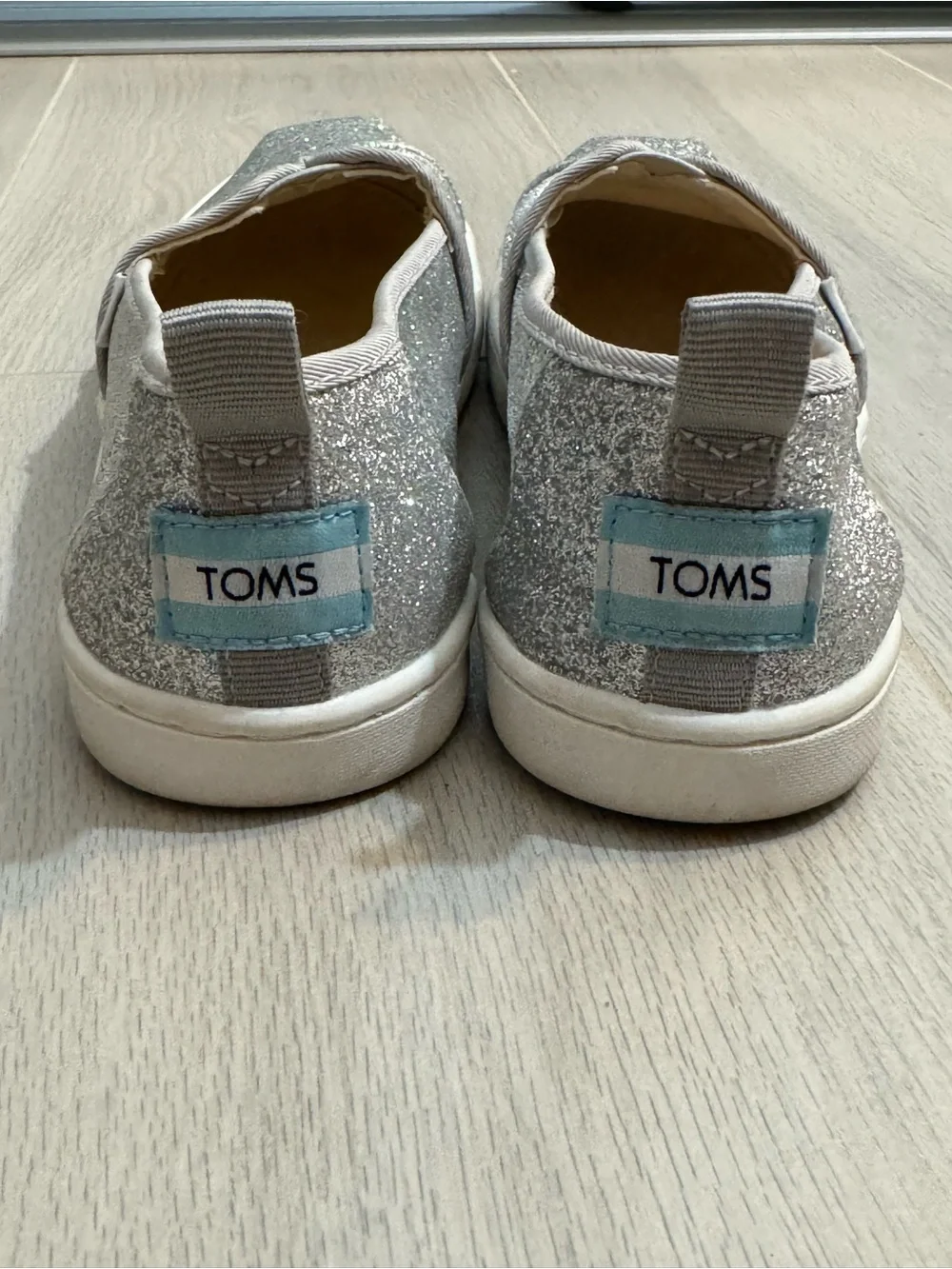 Girls TOMS Silver Glitter shoes size 2.5